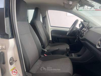 Volkswagen up! 1.0 Take up! 60cv Bianco usata Agliana