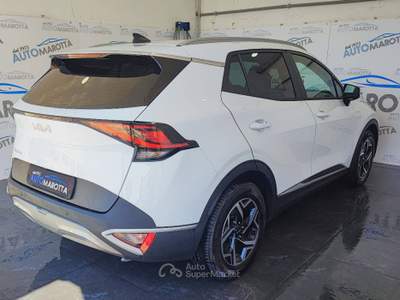 Kia Sportage 1.6 crdi mhev Business dct GARANZIA 2029! Bianco usata Limatola