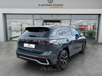 Volkswagen Tiguan 2.0 tdi R-Line 4motion 193cv dsg TETTO APRIBILE Grigio usata Latina