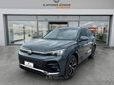 Volkswagen Tiguan 2.0 tdi R-Line 4motion 193cv dsg TETTO APRIBILE Grigio usata Latina