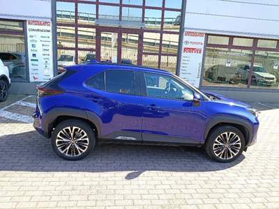 Toyota Yaris Cross 1.5 Hybrid 5p. E-CVT Lounge Blu/Azzurro usata Vignate