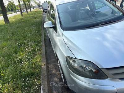 Volkswagen Golf 2.0 16V TDI 5p. Comfortline plus Argento usata Asigliano Veneto