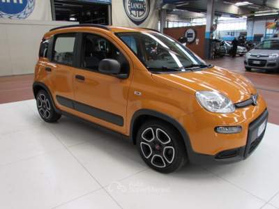 Fiat Panda 1.0 FireFly 70cv S&S Hybrid City Life Arancione usata Rho