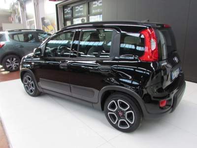 Fiat Panda 1.0 FireFly 70cv S&S Hybrid City Life AA/CP Nero usata Rho