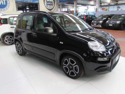 Fiat Panda 1.0 FireFly 70cv S&S Hybrid City Life AA/CP Nero usata Rho