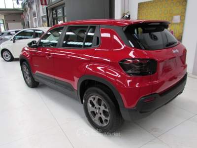 Jeep Avenger 1.2 Turbo 100 CV Longitude KM.ZERO Rosso usata Rho