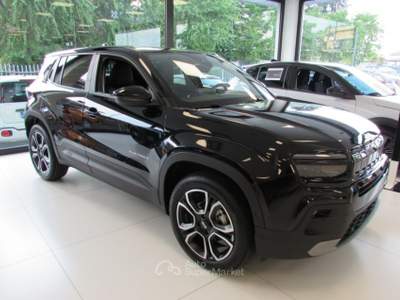 Jeep Avenger 1.2 Turbo 100 CV Summit KMZERO Nero usata Rho