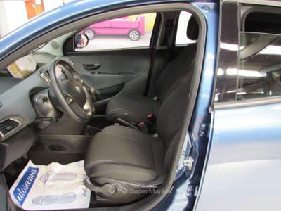 Lancia Ypsilon 1.0 FireFly 70cv 5 porte S&S Hybrid Gold Blu/Azzurro usata Rho