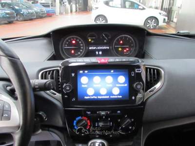 Lancia Ypsilon 1.0 FireFly 70cv 5 porte S&S Hybrid Gold Bianco usata Rho