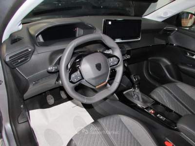 Peugeot 208 1.2 PureTech 100 Stop&Start 5 porte Allure KM.ZERO Grigio usata Rho