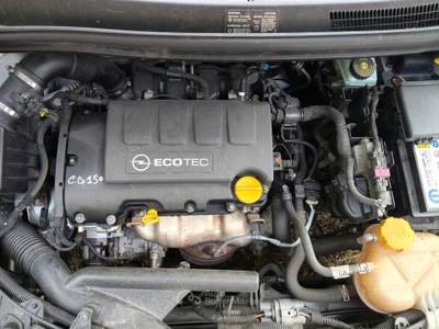 Opel Corsa Ottime condizioni, catena sostituita, tagliandata usata Vairano Patenora