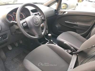 Opel Corsa Ottime condizioni, catena sostituita, tagliandata usata Vairano Patenora