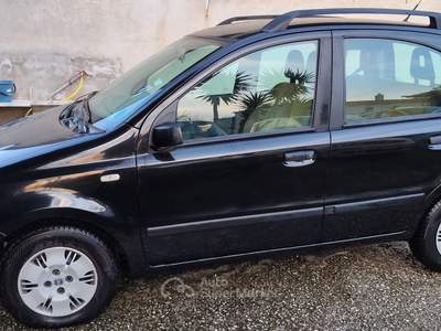 Fiat Panda Ottimo statop, provenienza nord, tenuta in garage Nero usata Vairano Patenora