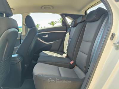 Hyundai i30 HYUNDAI I30 1.6 usata Trinitapoli