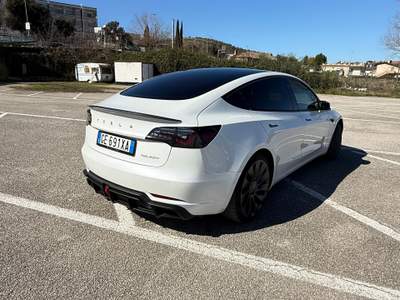 Tesla Model 3 Tesla model 3 performance usata Agropoli