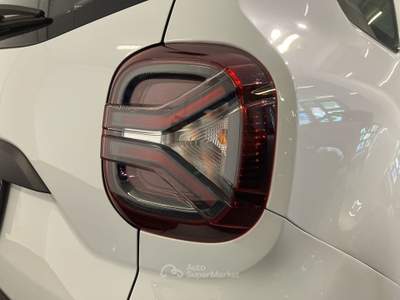Dacia Duster Duster 1.0 tce Essential Gpl 4x2 100cv Bianco usata Como