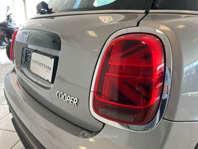 MINI Clubman Mini 5 Porte 1.5 Twin Power Turbo Cooper Essential Grigio usata Como
