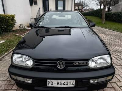 Volkswagen Golf Volkswagen Golf GTI 5p 2.0 cat. Targa ORO Nero usata Scorzè