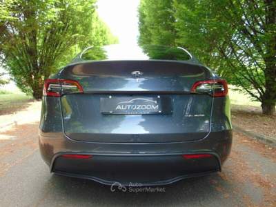 Tesla Model Y Model Y Long Range AWD Grigio usata Sant'Ilario d'Enza