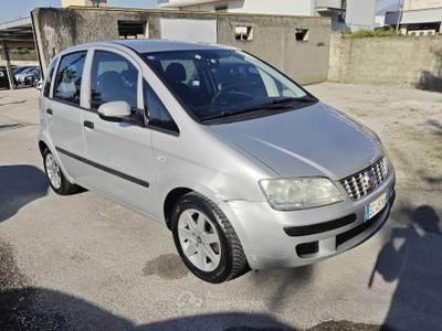Fiat Idea Idea 1.4 Dynamic Gpl Grigio usata Striano