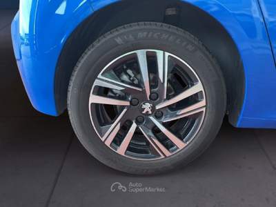Peugeot 208 II 2019 1.2 puretech Allure Pack s&s 100cv usata Torino