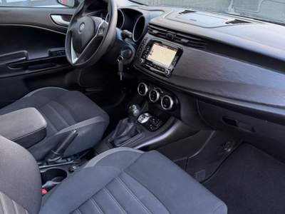Alfa Romeo Giulietta Sport AUTOMATICO Grigio usata Alessandria