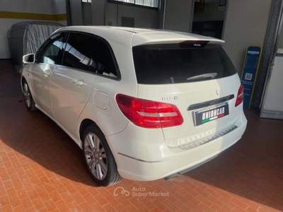 Mercedes-Benz Classe B Classe B 180 Executive Bianco usata Mirano