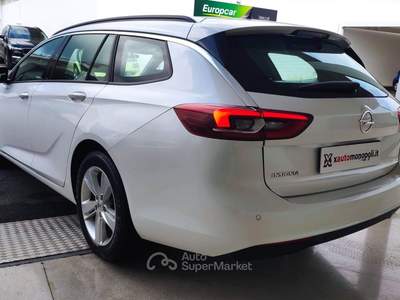 Opel Insignia ecoTEC S&S Sports Tourer Business Bianco usata MONOPOLI