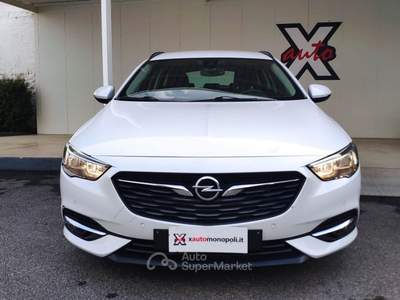 Opel Insignia ecoTEC S&S Sports Tourer Business Bianco usata MONOPOLI