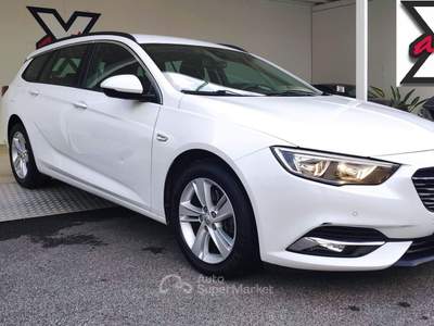 Opel Insignia ecoTEC S&S Sports Tourer Business Bianco usata MONOPOLI