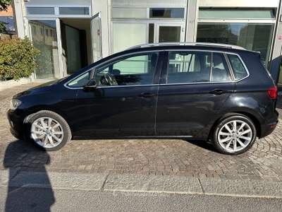 Volkswagen Golf Golf VII Sportsvan 1.6 tdi Highline Executive 110cv Nero usata Ferrara