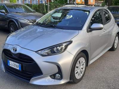 Toyota Yaris PREZZO PROMO Neopatentati Argento usata Padova