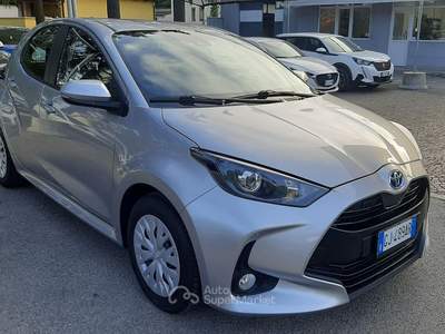 Toyota Yaris PREZZO PROMO Neopatentati Argento usata Padova