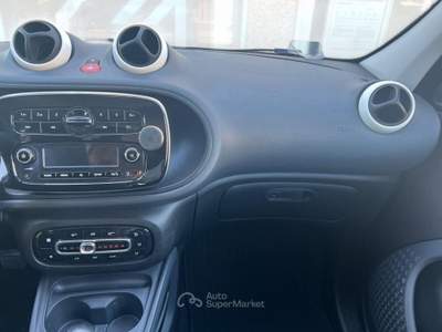 Smart ForFour 70 1.0 twinamic Youngster Bianco usata Pisa