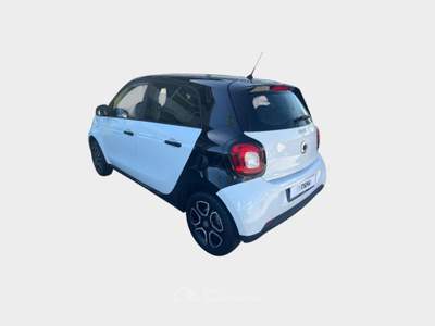 Smart ForFour 70 1.0 twinamic Youngster Bianco usata Pisa