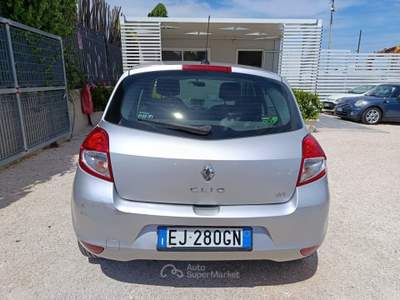 Renault Clio 5 porte Dynamique Argento usata Altamura
