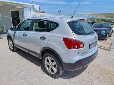 Nissan Qashqai Tekna Grigio usata Altamura