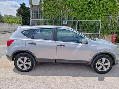 Nissan Qashqai Tekna Grigio usata Altamura