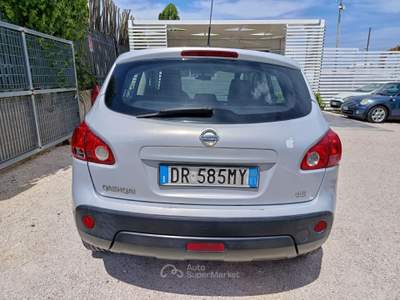 Nissan Qashqai Tekna Grigio usata Altamura
