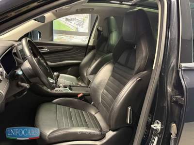 MG HS 1.5T-GDI Luxury 162 cv - PROMO Nero usata Este