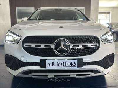 Mercedes-Benz GLA GLA  d. Business Extra auto Bianco usata Montecorvino Pugliano