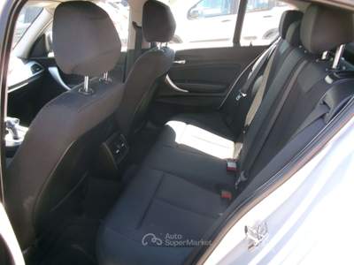 BMW Serie 1 118d 118 SERIE 1 118D 2.0 143CV E5 URBAN *AUTOMATICA* 94000 KM CERTIFICATI Argento usata Giugliano in Campania