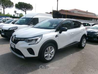 Renault Captur CAPTUR 1.0 TCE GPL DI SERIE 100cv INTENS 98000 KM Bianco usata Giugliano in Campania