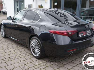Alfa Romeo Giulia 2.2 Turbodiesel 180 CV AT8 Super + Garanzia Nero usata Roma