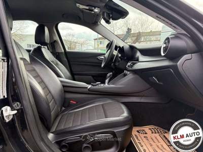 Alfa Romeo Giulia 2.0 Turbo 200 CV AT8 Super Nero usata Roma