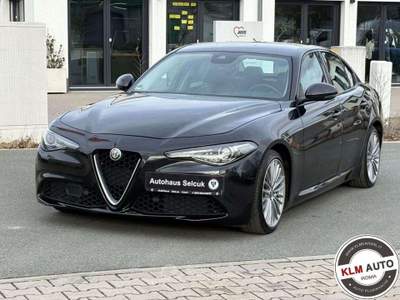 Alfa Romeo Giulia 2.0 Turbo 200 CV AT8 Super Nero usata Roma