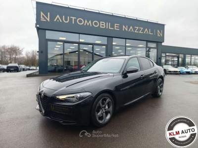 Alfa Romeo Giulia 2.0 Turbo 200 CV AT8 Super Nero usata Roma