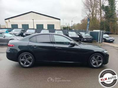 Alfa Romeo Giulia 2.0 Turbo 200 CV AT8 Super Nero usata Roma