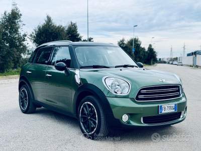 MINI Cooper Countryman Cooper D Countryman 1.6 Park Lane Plus Verde usata San Vito dei Normanni