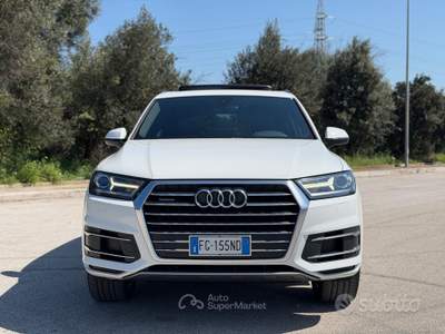 Audi Q7 218 CV ultra quattro tiptronic spo Bianco usata San Vito dei Normanni